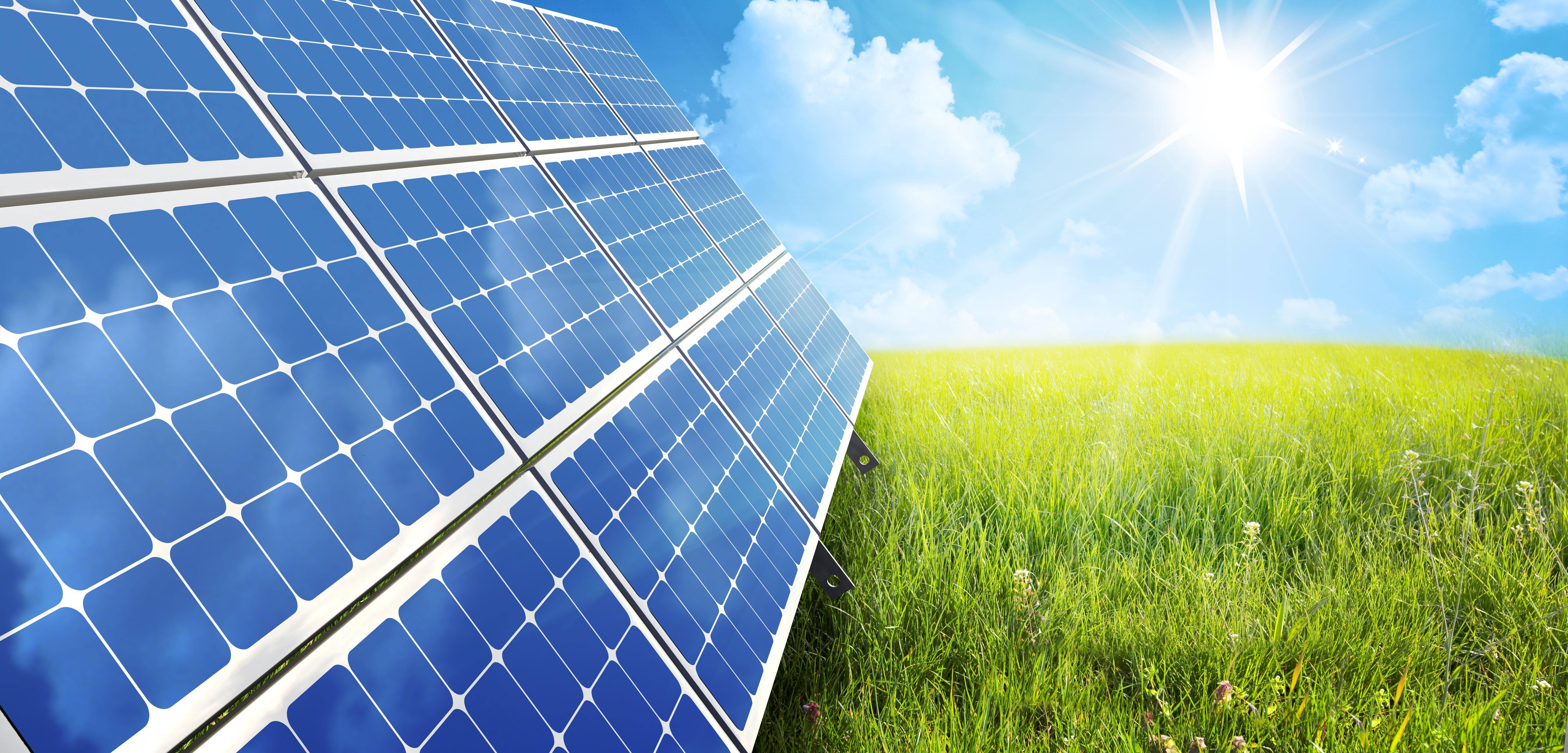 High-efficiency solar panels for homes